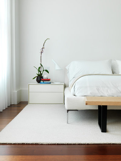 コンテンポラリー 寝室 by Nexus Designs