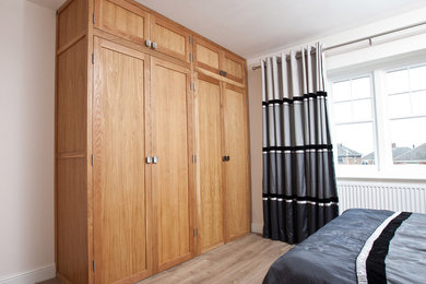 This is an example of a traditional bedroom in West Midlands.