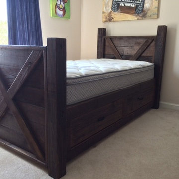 Twin Bed with 4 storage drawers