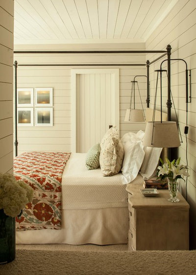 Rustic Bedroom by Jamesthomas Interiors