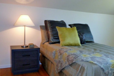 Example of a bedroom design in Philadelphia