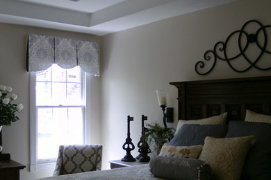Inspiration for a shabby-chic style bedroom remodel in Raleigh