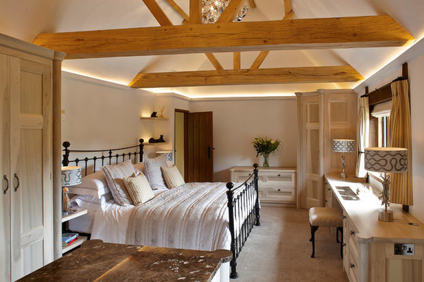 Country Bedroom by Figura Kitchens & Interiors