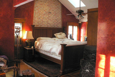 Inspiration for a timeless bedroom remodel in Milwaukee