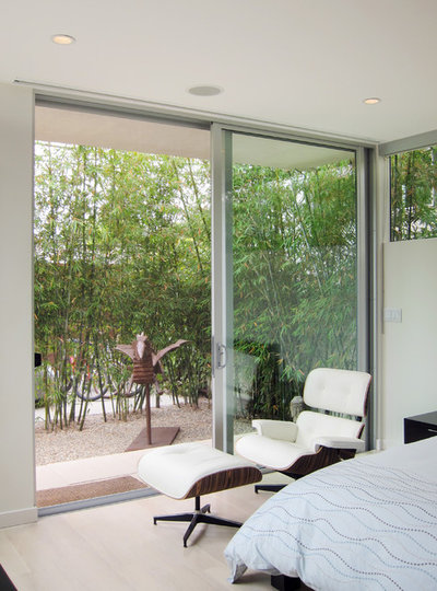 Modern Bedroom by TPA Studio