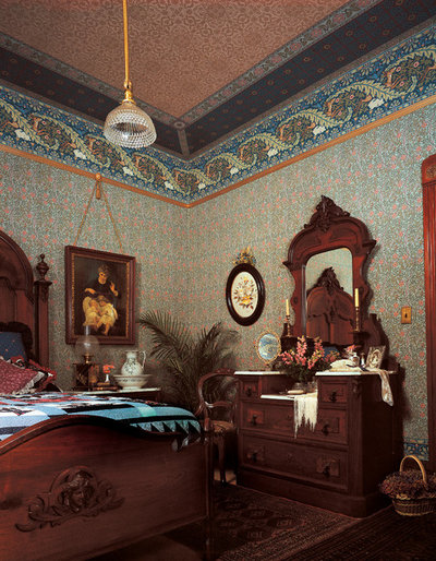 トラディショナル 寝室 by Bradbury & Bradbury Art Wallpapers