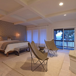 75+ Rustikale Schlafzimmer mit Kaminumrandung aus Backstein Ideen