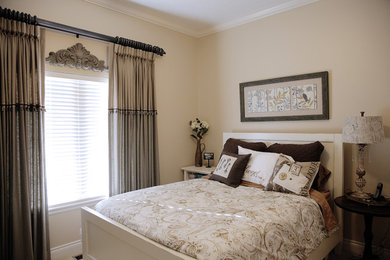 Vintage Style Guest Room Welcomes Visitors