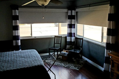 Bedroom - traditional bedroom idea in Sacramento