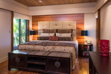 Inspiration for a transitional bedroom remodel in Hawaii