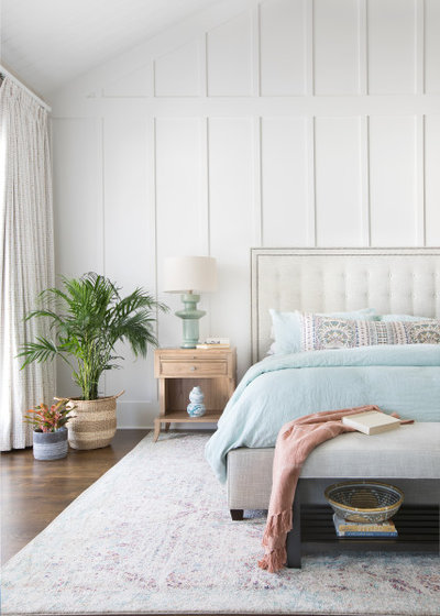 Beach Style Bedroom by Wendy Mauro Design
