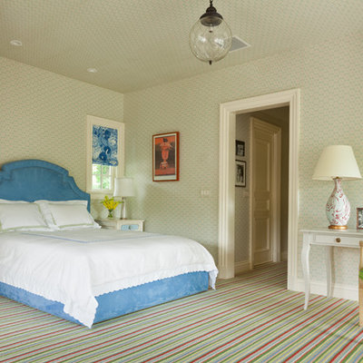 Inspiration for a timeless carpeted bedroom remodel in DC Metro with multicolored walls