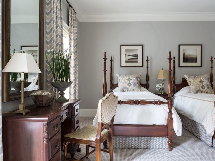 Traditional Bedroom - Guest