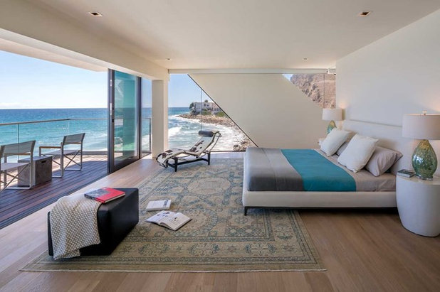 Contemporary Bedroom by Mark Dziewulski Architect
