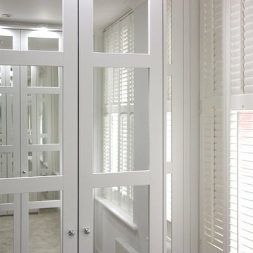 White Lacquered mirror wardrobes
