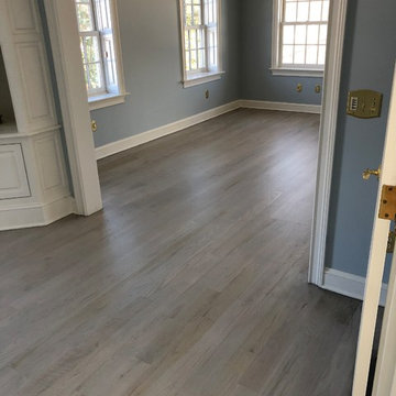 Whitewashed oak hardwood floor refinish