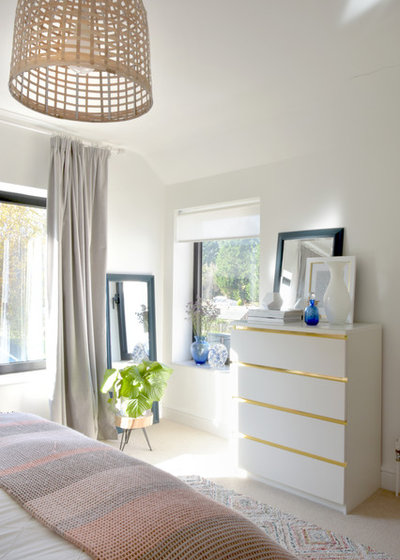 Moderne Chambre by EB Interiors