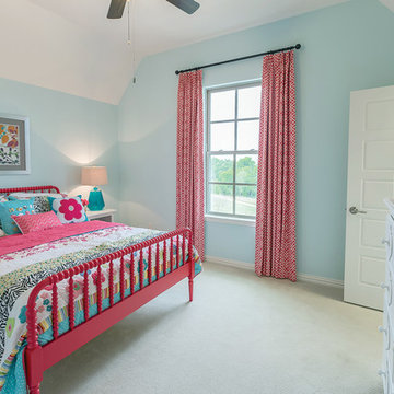 Window grids on single-hung window give bedroom traditional look