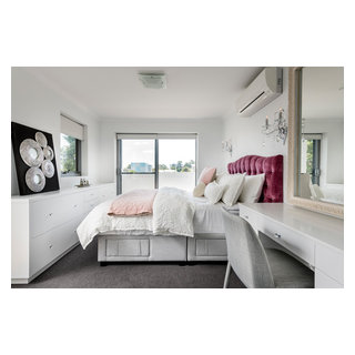 Modern female bedroom discount