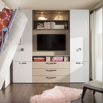 Young Women's Studio Wall Bed - Brooklyn, NY