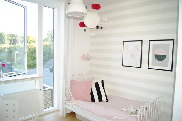 Skandinavisch Kinderzimmer by EnaEna