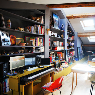 Cette photo montre un bureau tendance de type studio.