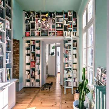 CREATION D’UNE BIBLIOTHEQUE SUR MESURE ET D’UNE CHAMBRE