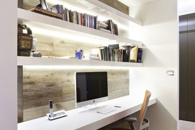 Idée de décoration pour un bureau minimaliste.