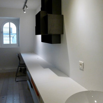 Une chambre d'étudiant minimaliste