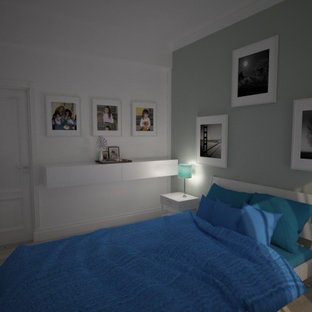 Diseño de dormitorio principal, actual, de tamaño medio, con suelo de baldosas de porcelana