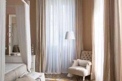 Shabby-chic style bedroom in Bari.