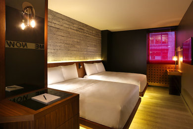 ミラノにあるコンテンポラリースタイルのおしゃれな寝室のレイアウト