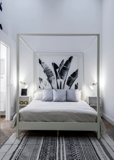 Contemporary Bedroom by Livin'