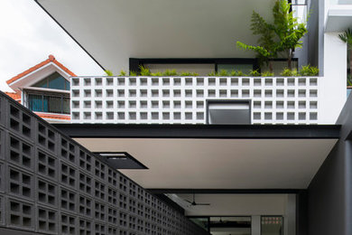 Photo of a contemporary garage in Singapore.