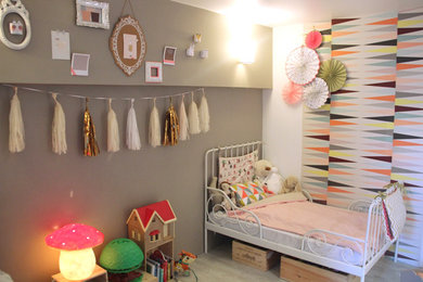 Aménagement d'une chambre d'enfant contemporaine.