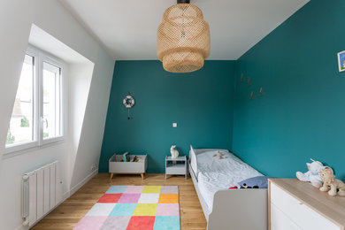 Cette photo montre une chambre d'enfant scandinave.