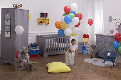 This is an example of a contemporary nursery in Nantes.