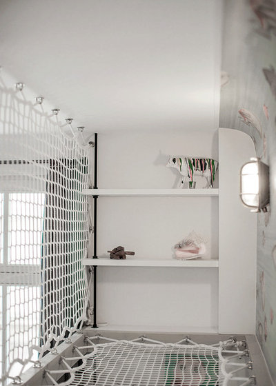 コンテンポラリー 寝室 by Miriam Gassmann