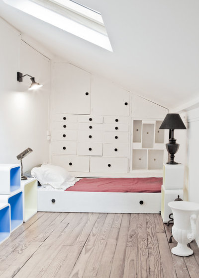 Scandinavian Bedroom by Miriam Gassmann