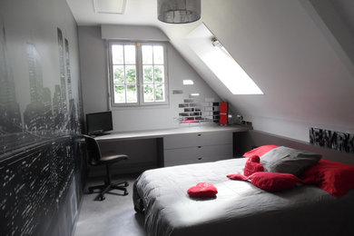 レンヌにあるコンテンポラリースタイルのおしゃれな寝室のインテリア