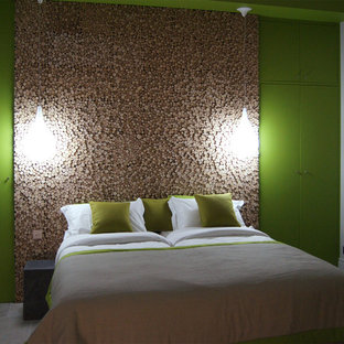 Modelo de dormitorio escandinavo con paredes verdes y suelo de piedra caliza