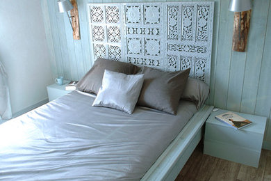 ボルドーにあるエクレクティックスタイルのおしゃれな寝室