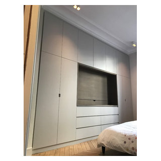 Dressing et meuble tv - Contemporary - Bedroom - Paris - by ECORCE & WOOD |  Houzz IE