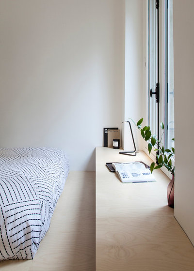 Scandinavian Bedroom by atelier daaa