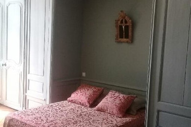 ナントにあるトランジショナルスタイルのおしゃれな寝室のインテリア