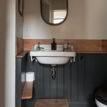 BATHROOM | Pamment Tiles & Vintage Touches