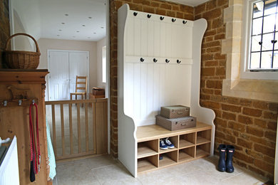 Inspiration for a cottage powder room remodel in Oxfordshire