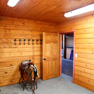 36'x72'  6 Stall Horse Barn