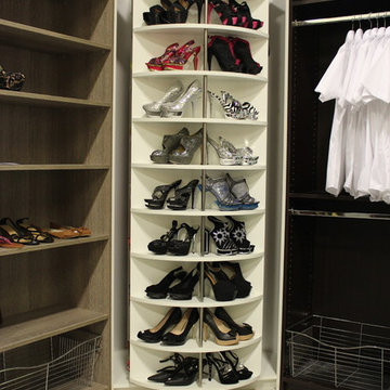 360 degree revolving closet organizer