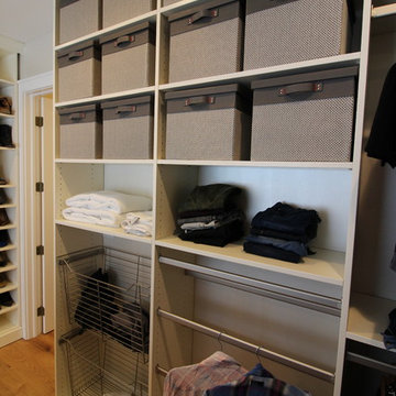 An amazingly organized closet